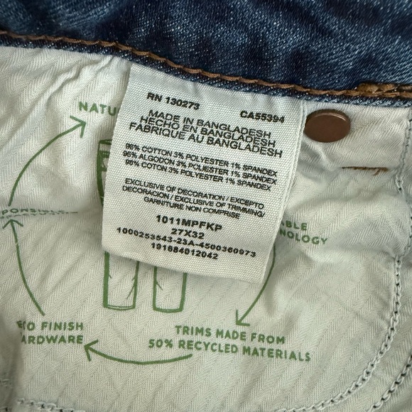 Wrangler Retro High Rise Flare Jeans - Picture 6 of 12